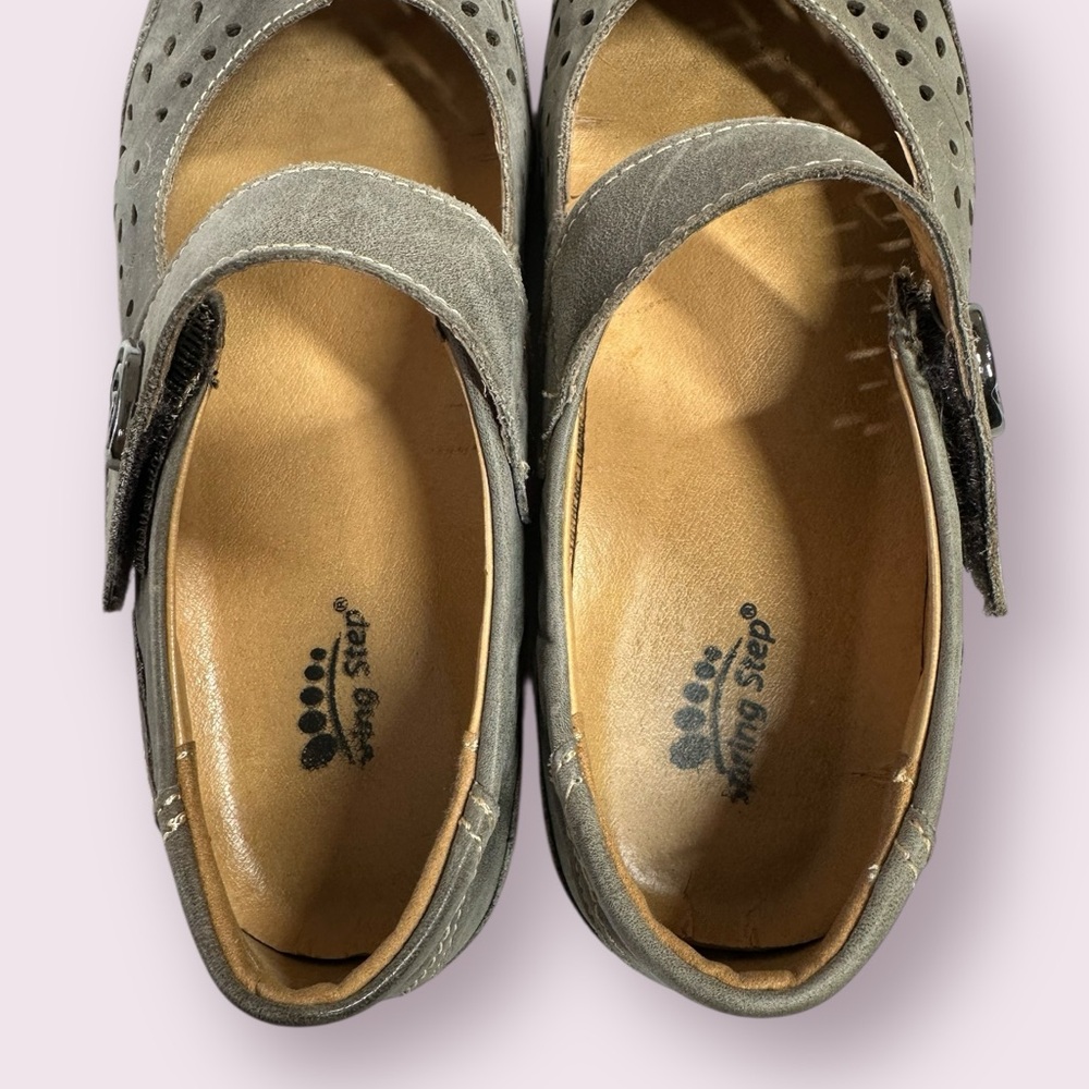 Spring Step, Mary Jane, Size 8.5 - Picture 9 of 9